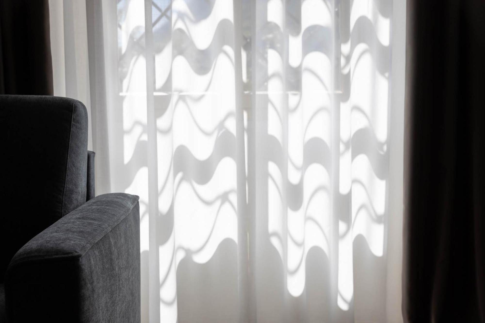 Ansitz Battisti Suites (Adults Only) Caldaro Δωμάτιο φωτογραφία