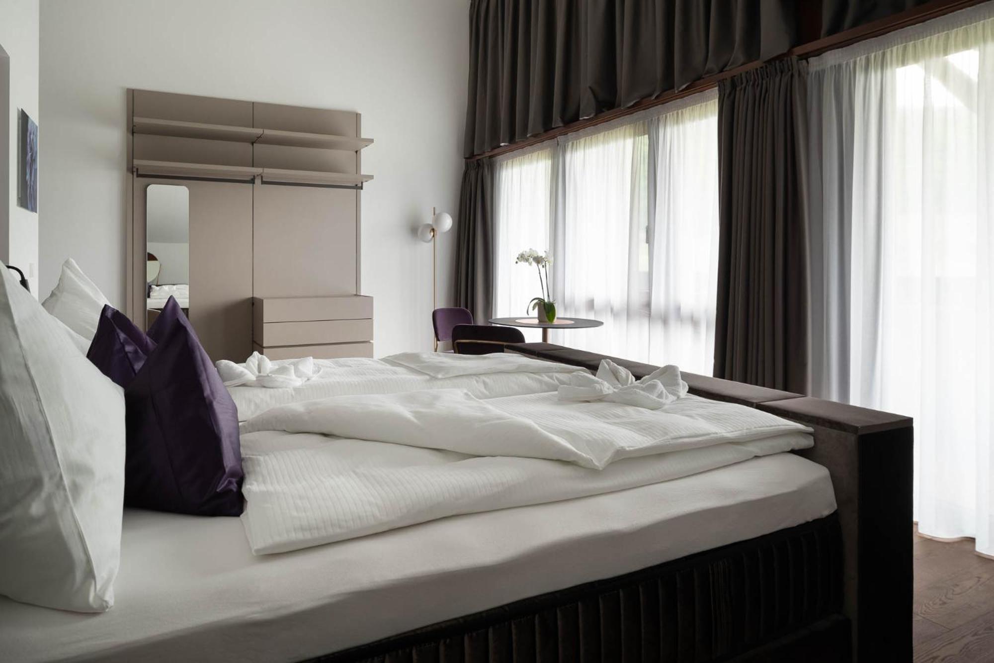 Ansitz Battisti Suites (Adults Only) Caldaro Δωμάτιο φωτογραφία