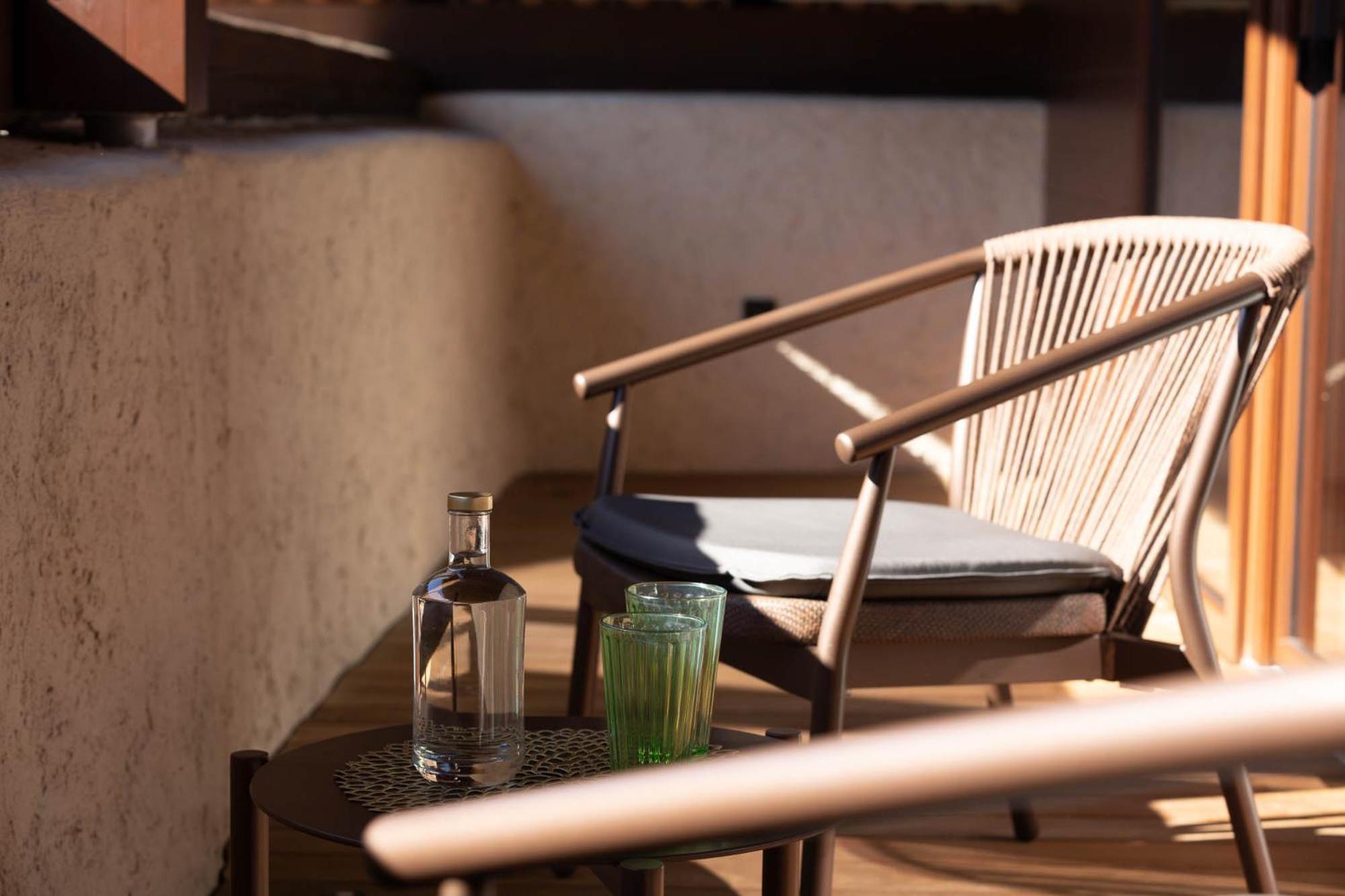 Ansitz Battisti Suites (Adults Only) Caldaro Δωμάτιο φωτογραφία